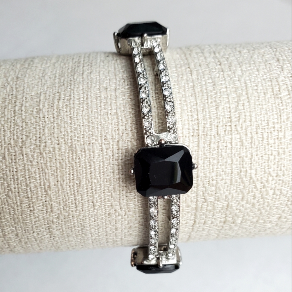 Monet Silver-tone Onyx & Rhinestone Stretch Bracelet